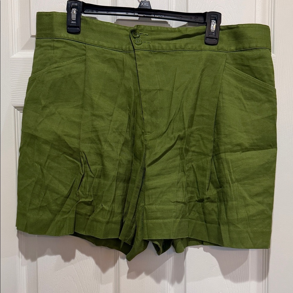 CAbi Olive Green Women's Shorts